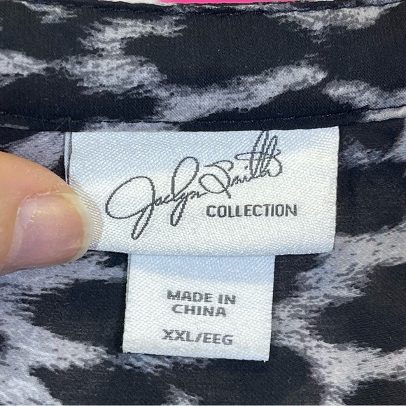 Jaclyn Smith Black and White Leopard Button Down Shirt - Picture 4 of 8